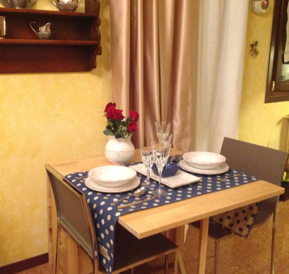 Residenza Sara Apartment Венеция Екстериор снимка